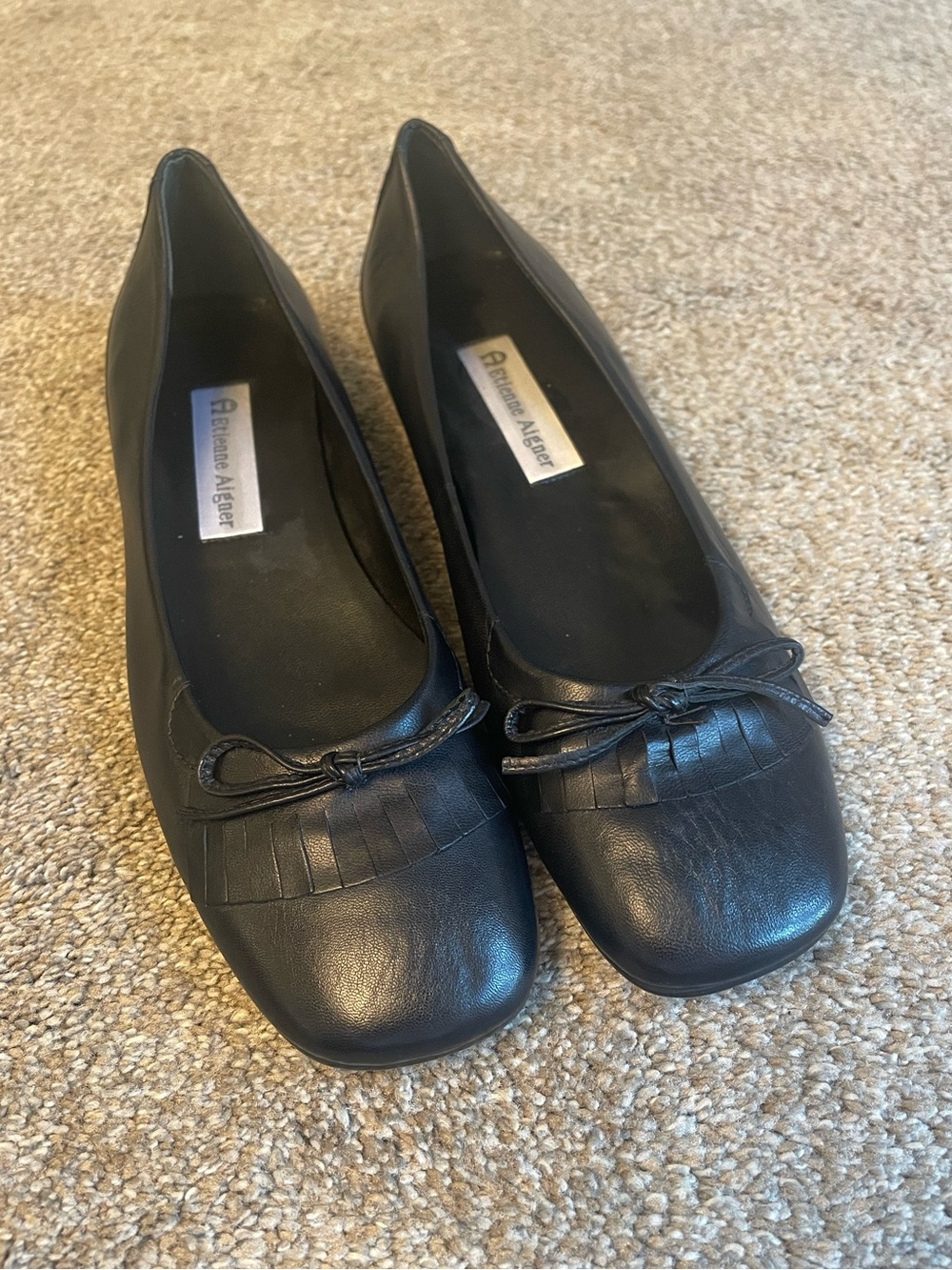 VTG Etienne Aigner Black Leather Square-Toe Ballet Flats with Bow Accent 8.5